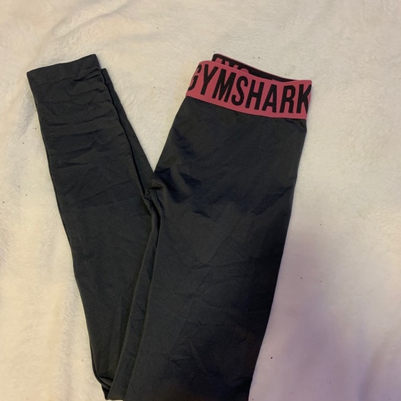 Gym shark leggings - Picture 2 of 2